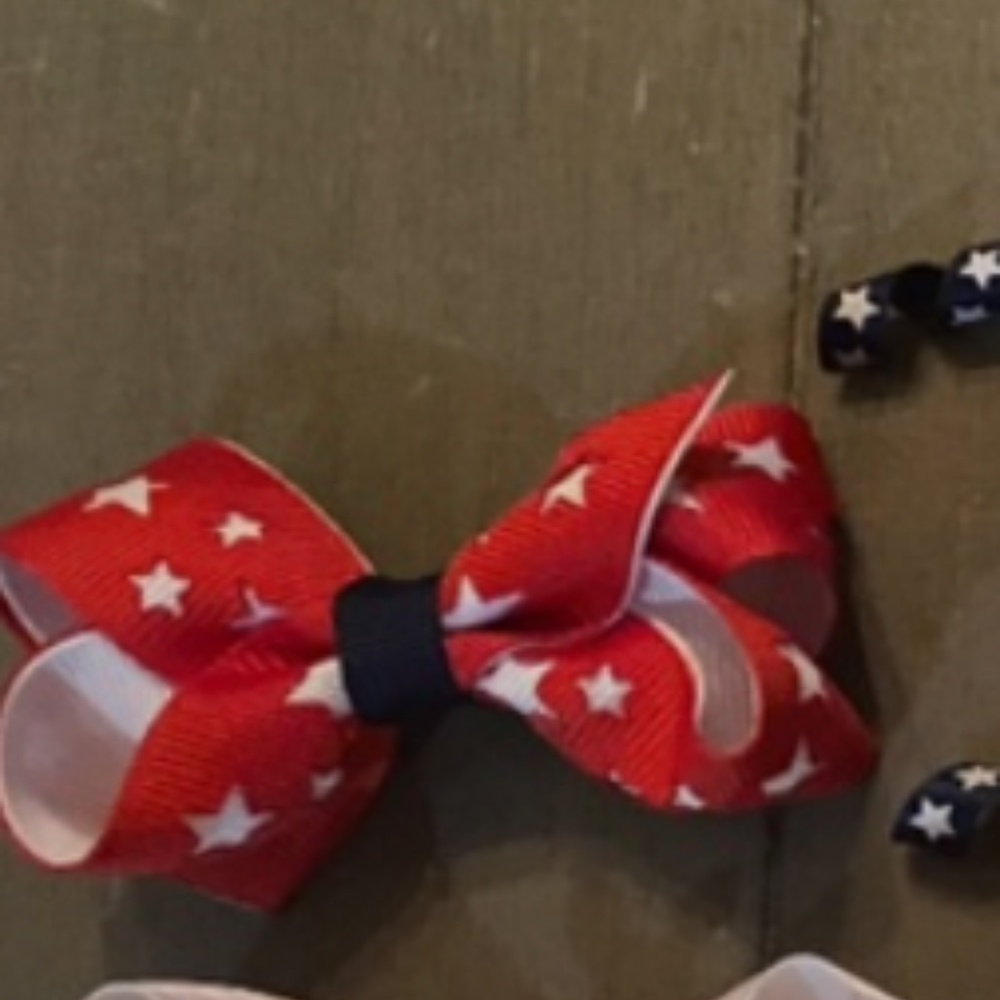 4 Wee Ones Holidays Bows